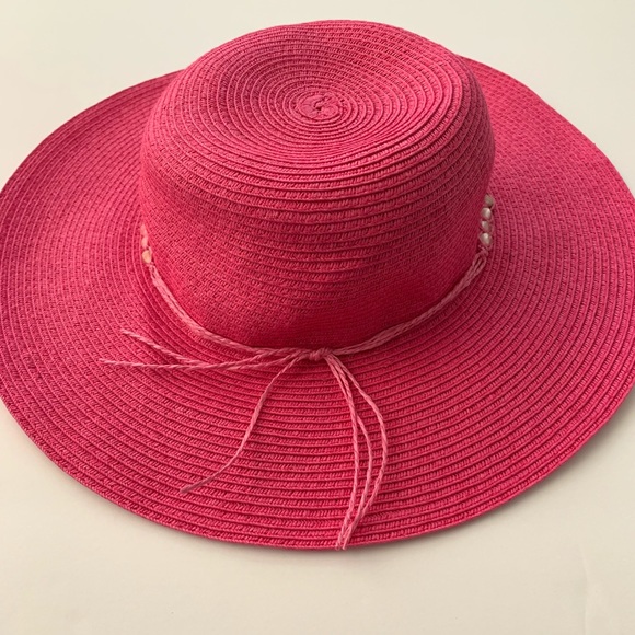 Accessories - Summer/Beach Floppy Hat